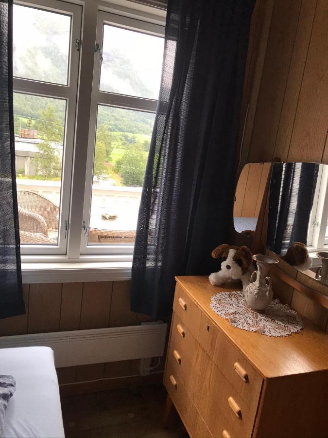 Bed and Breakfast Josygaard Austefjorden Екстер'єр фото