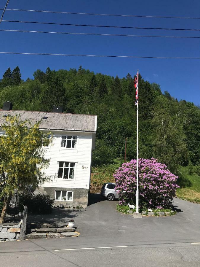 Bed and Breakfast Josygaard Austefjorden Екстер'єр фото