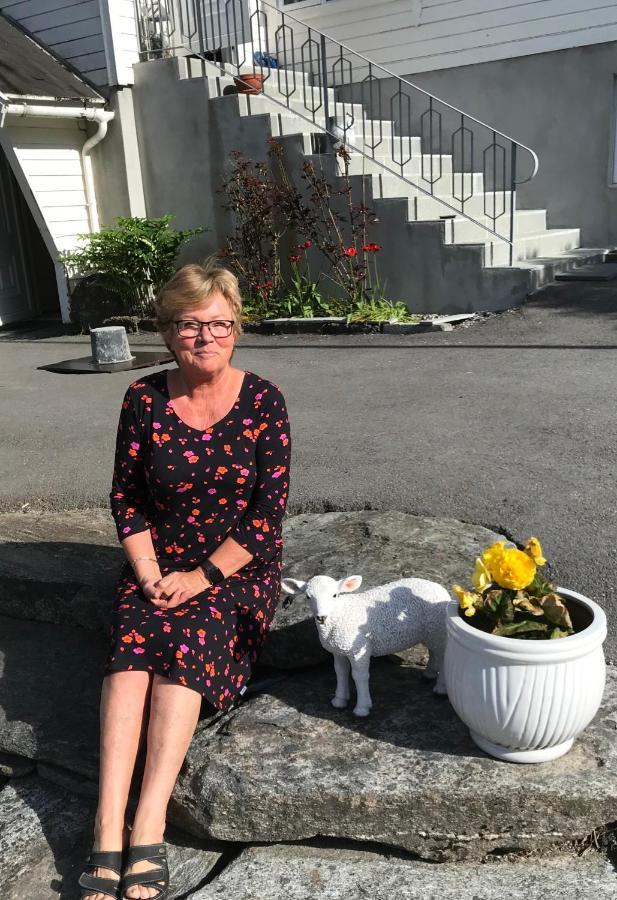 Bed and Breakfast Josygaard Austefjorden Екстер'єр фото